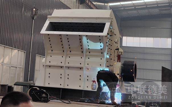 遼寧反擊式破碎機現場視頻圖片