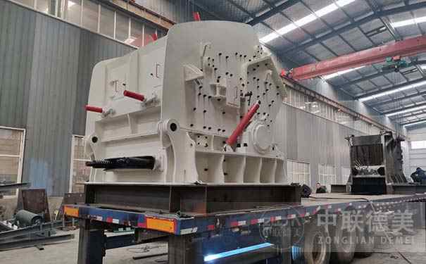 山東反擊式破碎機(jī)現(xiàn)場視頻圖片