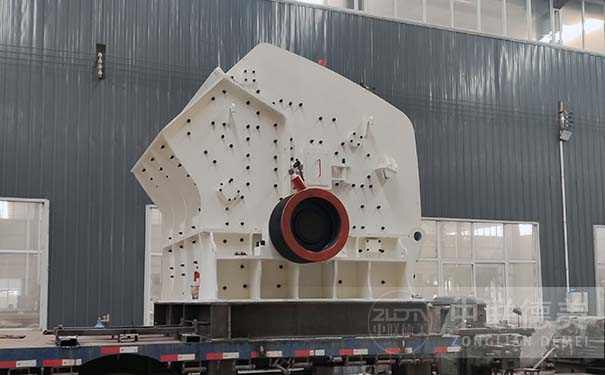 山西反擊式破碎機(jī)現(xiàn)場視頻圖片