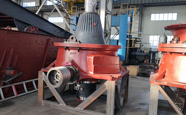 遼寧單缸液壓圓錐破碎機現場視頻圖片