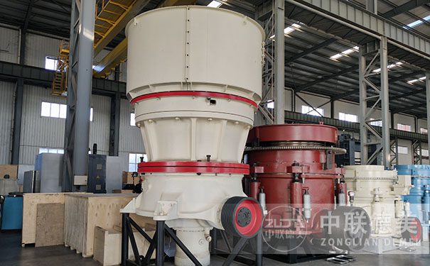 山西單缸液壓圓錐破碎機現場視頻圖片