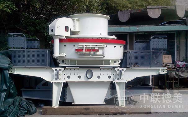 155圓錐機主要技術(shù)參數(shù)