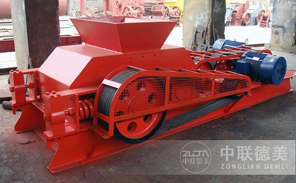 雙齒輥破碎機(jī)